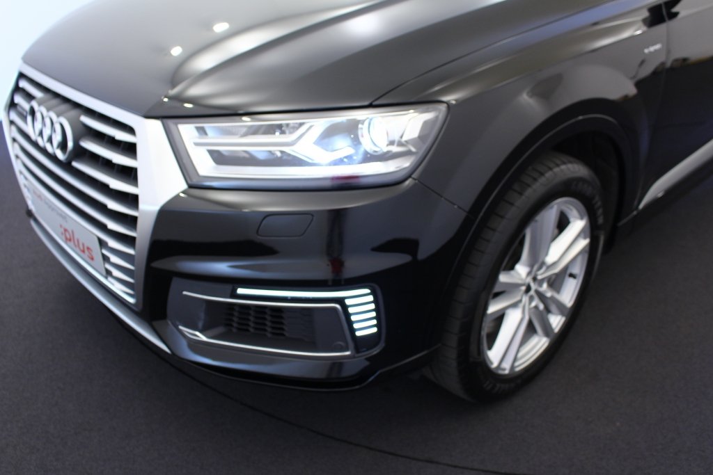 Audi Q 7 E Tron S Line